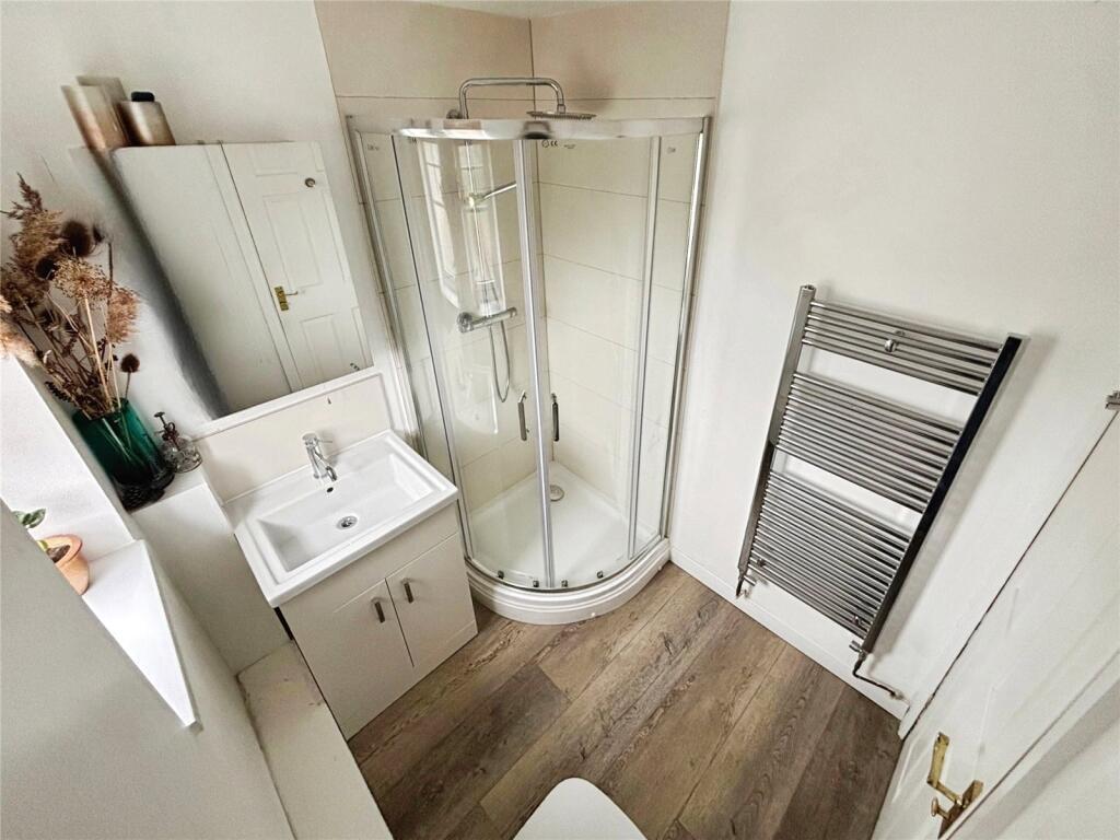 House in Doncaster, Hatfield - View 5