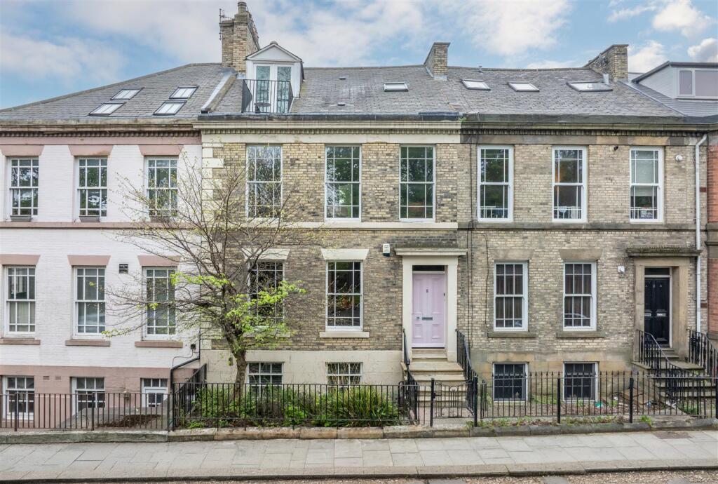 5-bed terraced on North Terrace, Spital Tounges, NE2, £650,000