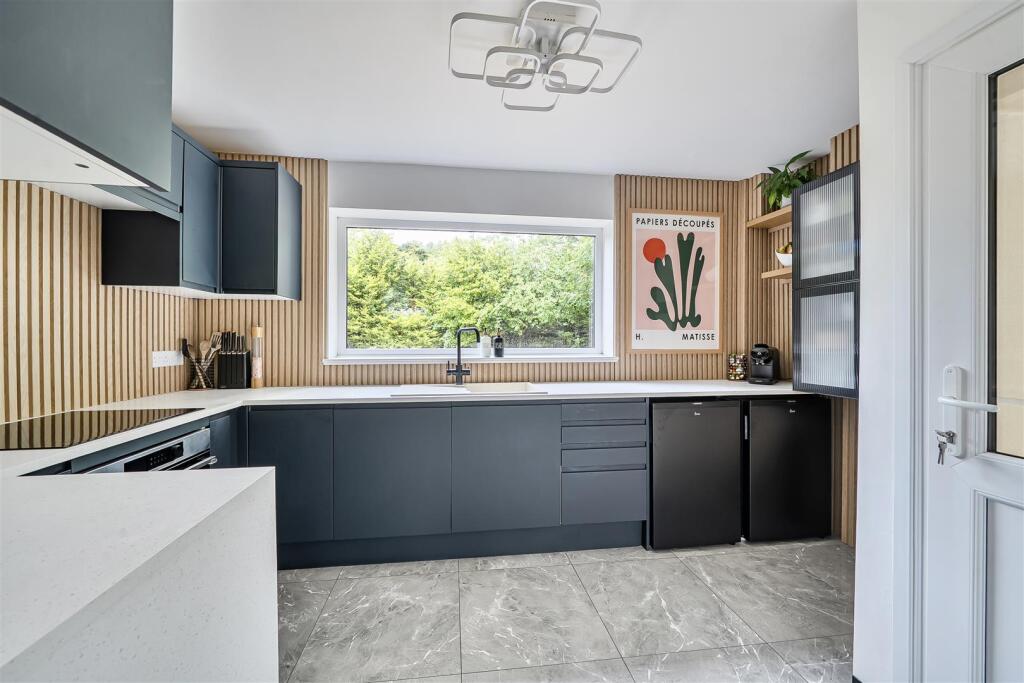 Main image of property: Winnards Park, Sarisbury Green