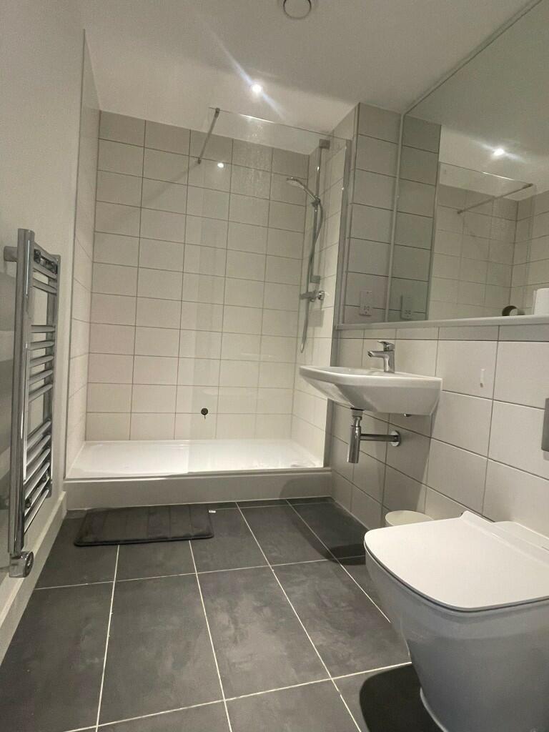 Apartment in Manchester - More