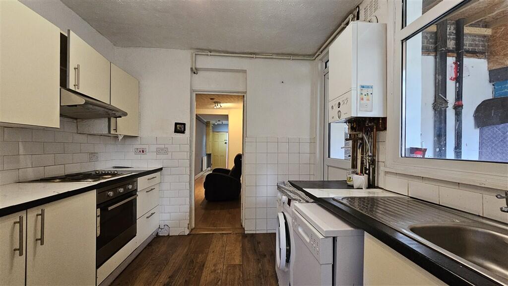 Apartment in London, Royal Borough of Greenwich - View 2