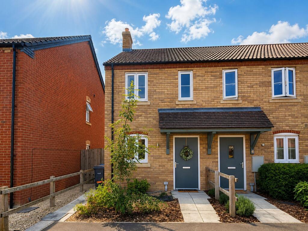 2-bed terraced on David Todd Way, Bardney, LN3, £170,000