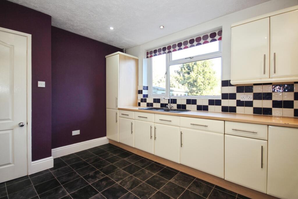 House in Warwick, Royal Leamington Spa - View 3