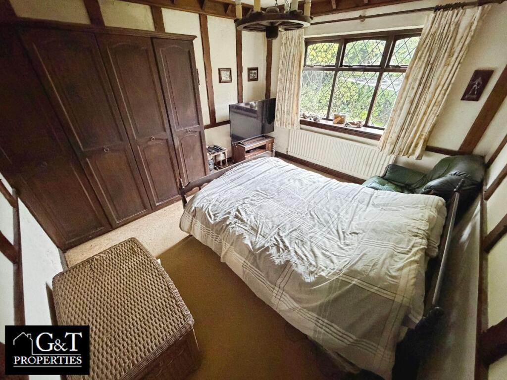 Cotwall End Road, Dudley - More