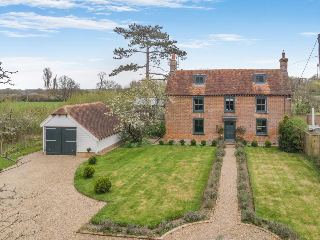 Main image of property: The Leacon, Warehorne Road, Warehorne, Ashford, Kent