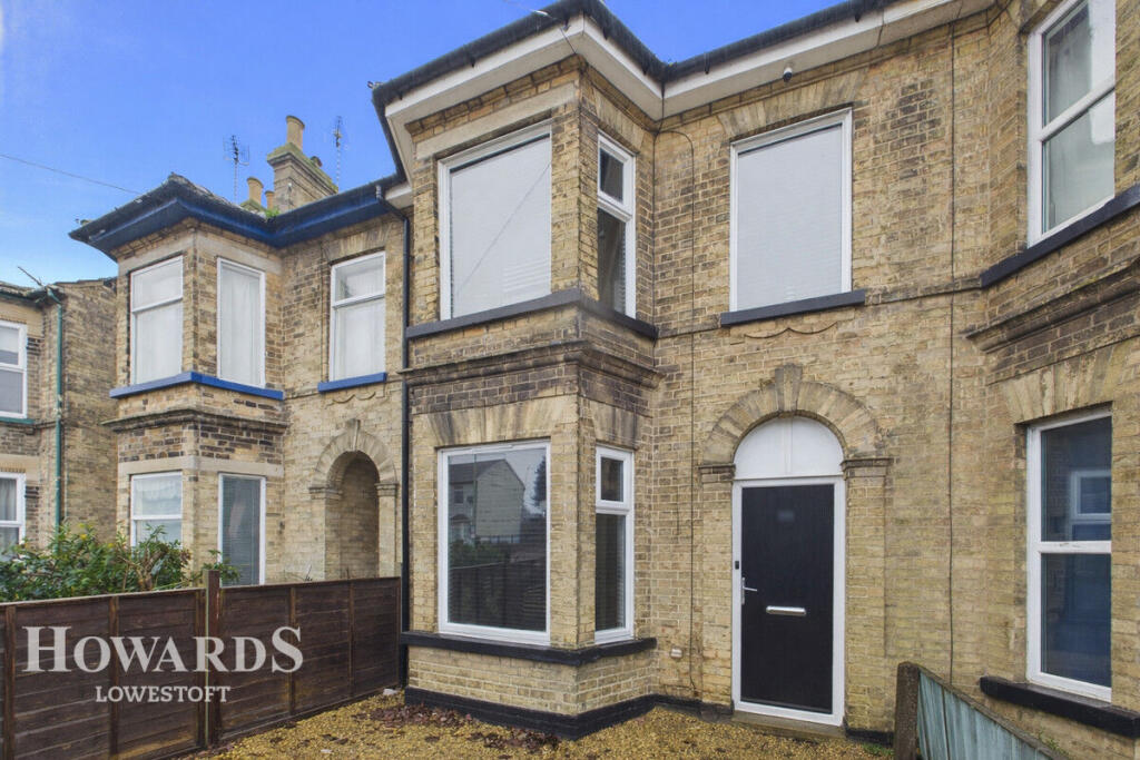 Main image of property: Bridge Road, Oulton Broad