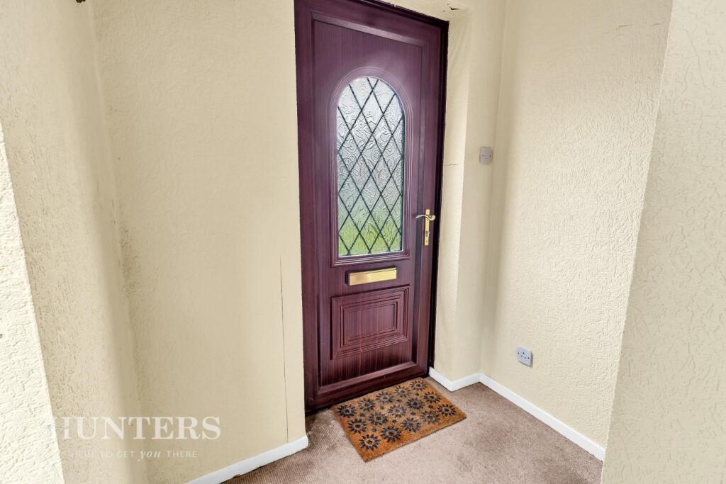 Broadfield Drive, Smithy Bridge, OL15 0EU photo 4