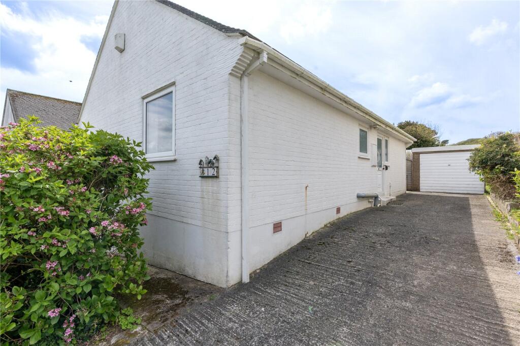 2 bedoom bungalow in Ludgvan, no chain, great location