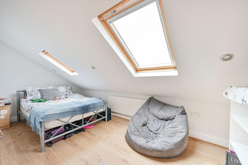3 bedroom flat for rent