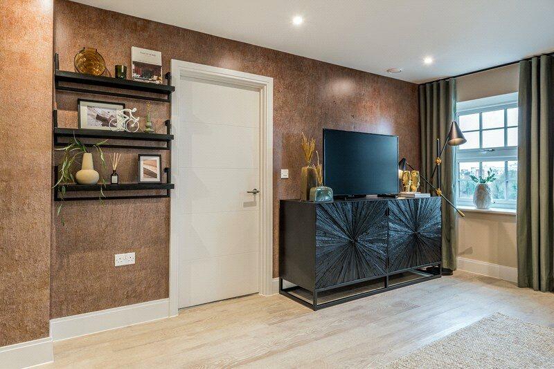 Apartment in Slough - View 5