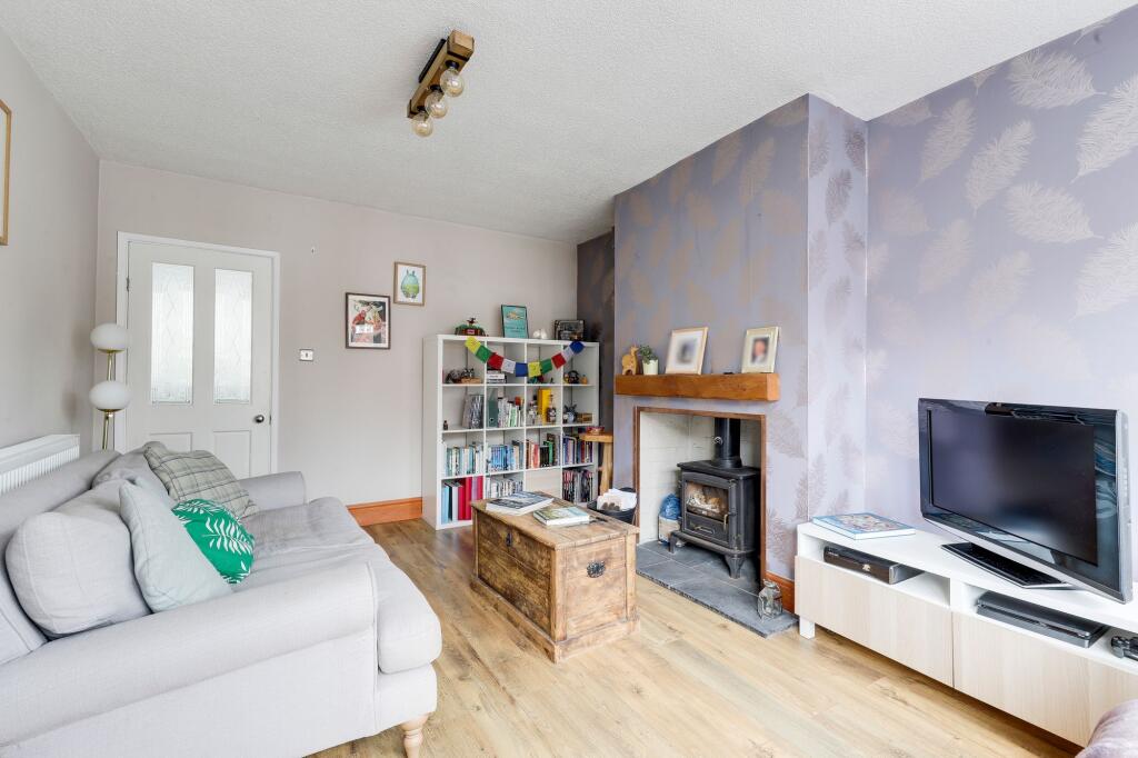 Beardsmore Grove, Hucknall, NG15 photo 4