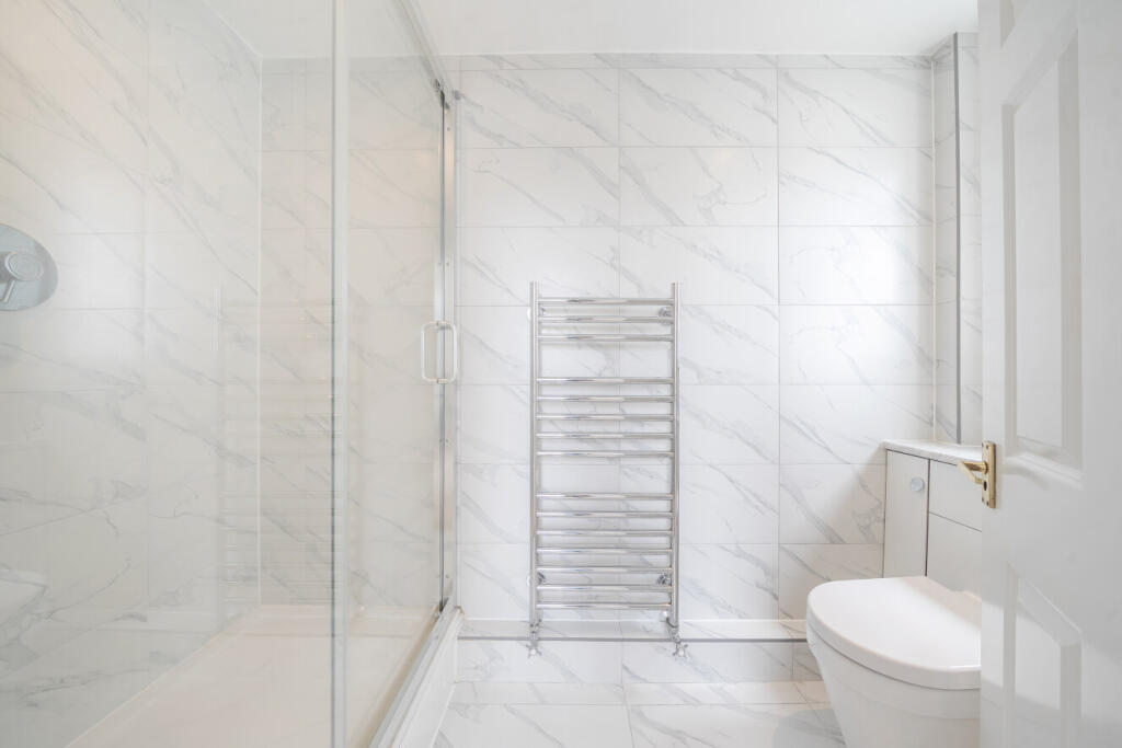 Shooters Hill Road, Blackheath, London, SE3 - Mehr