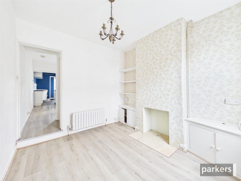Blenheim Gardens, Reading, Berkshire, RG1 photo 3
