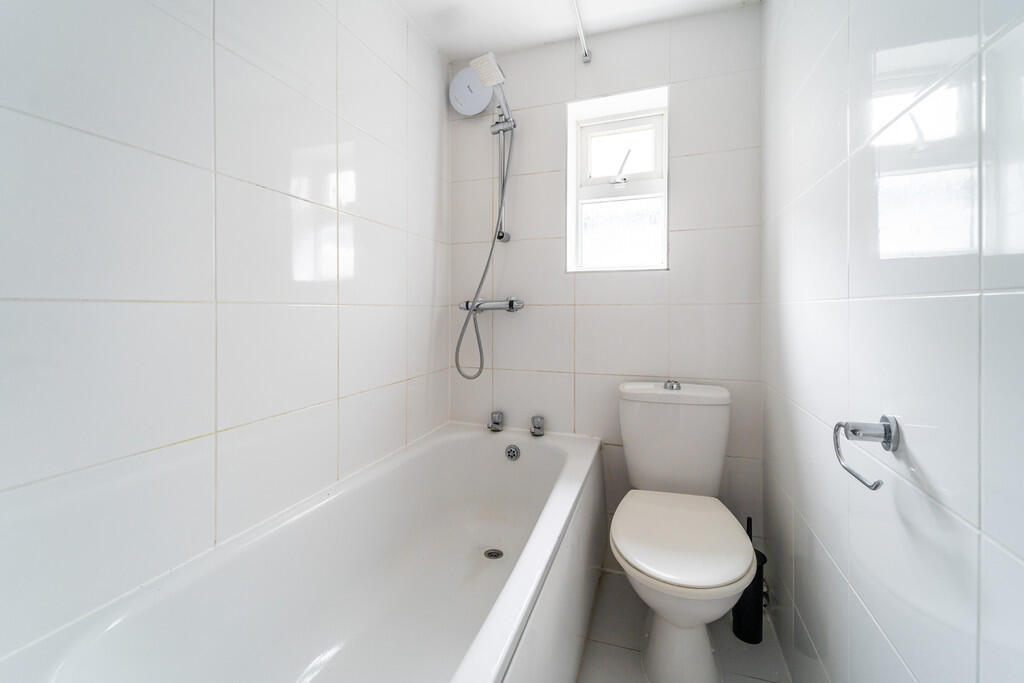 House in London - View 4