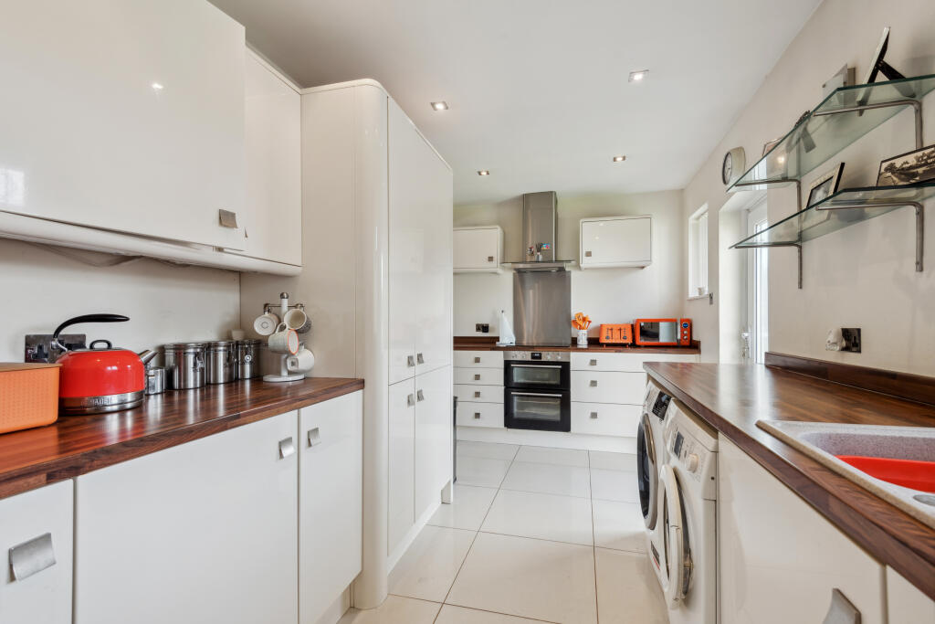 House in Stevenage - View 4