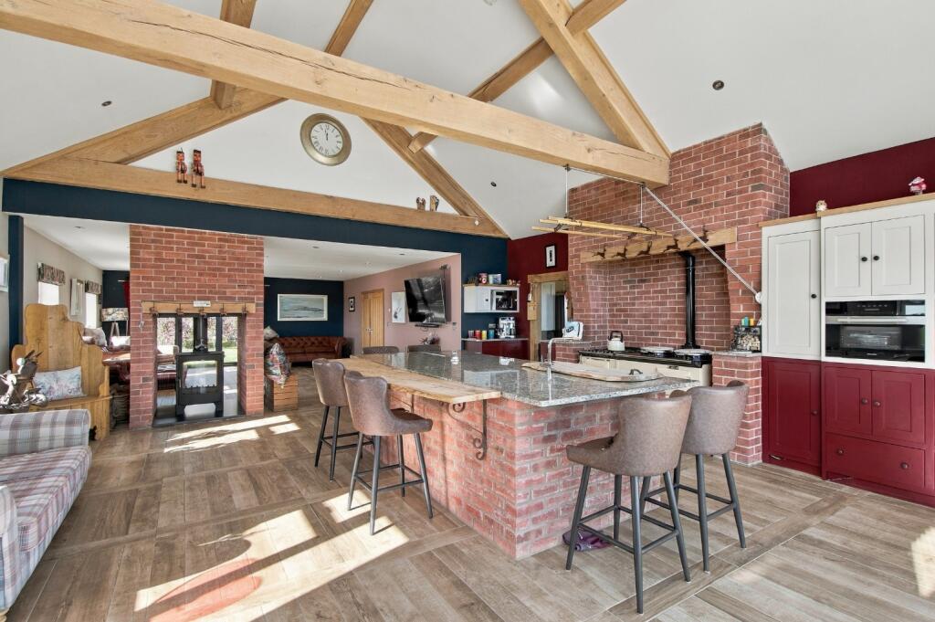 House in South Kesteven, North Witham - View 2