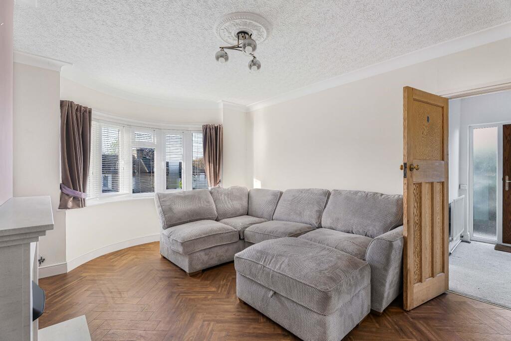 Mutton Lane, Potters Bar, EN6 photo 4