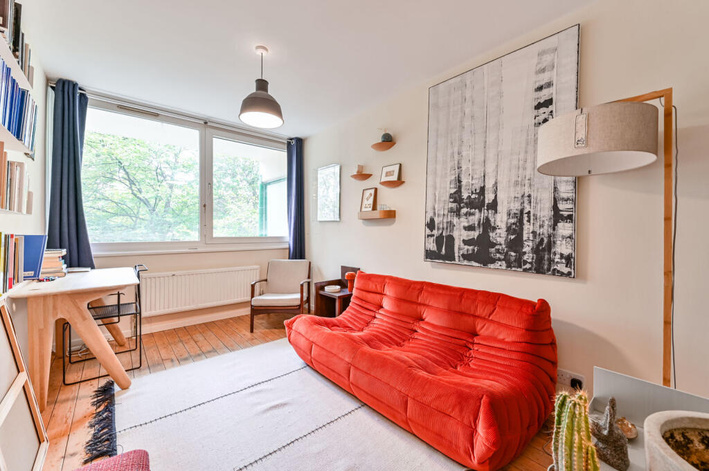 Apartment in London - More