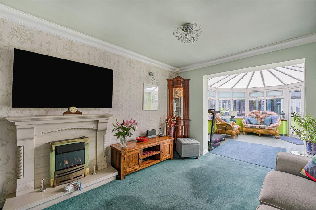 House in Dartford, Stone - View 2