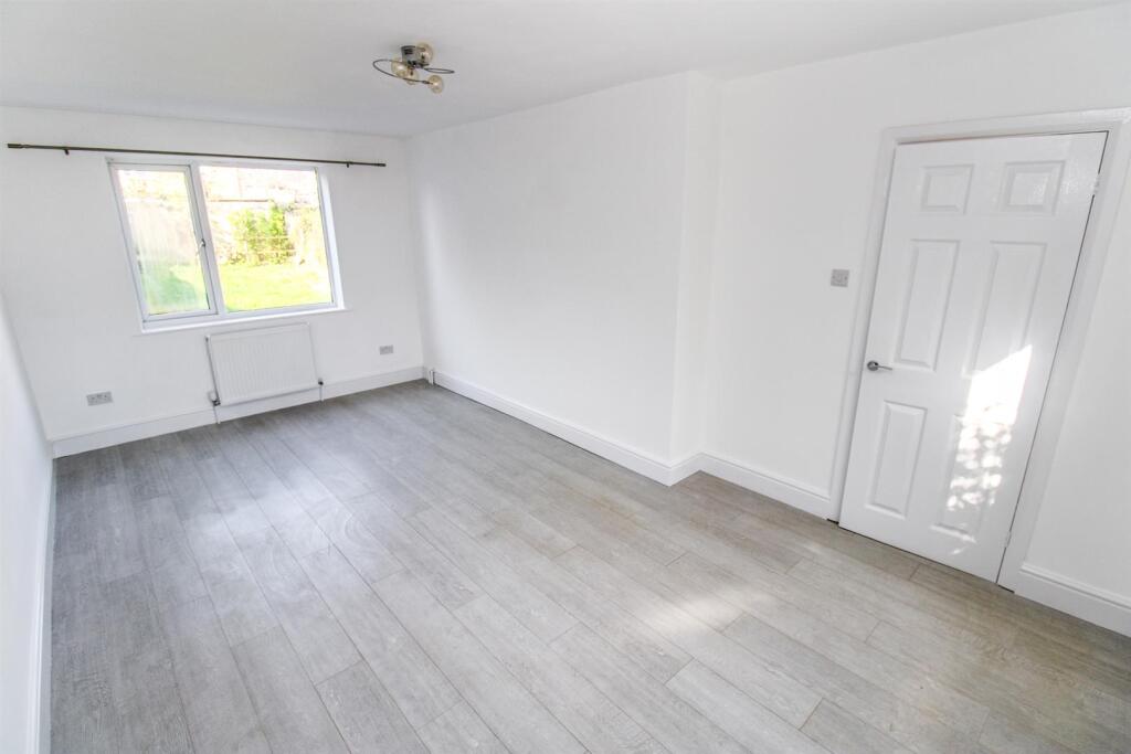 House in Corby, North Northamptonshire - View 4