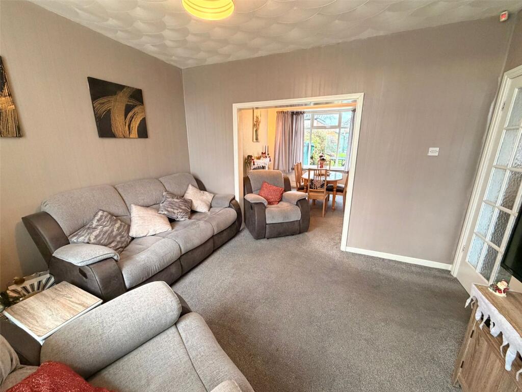 Hill Cot Road, Sharples, Bolton, Gtr Manchester, BL1 photo 2