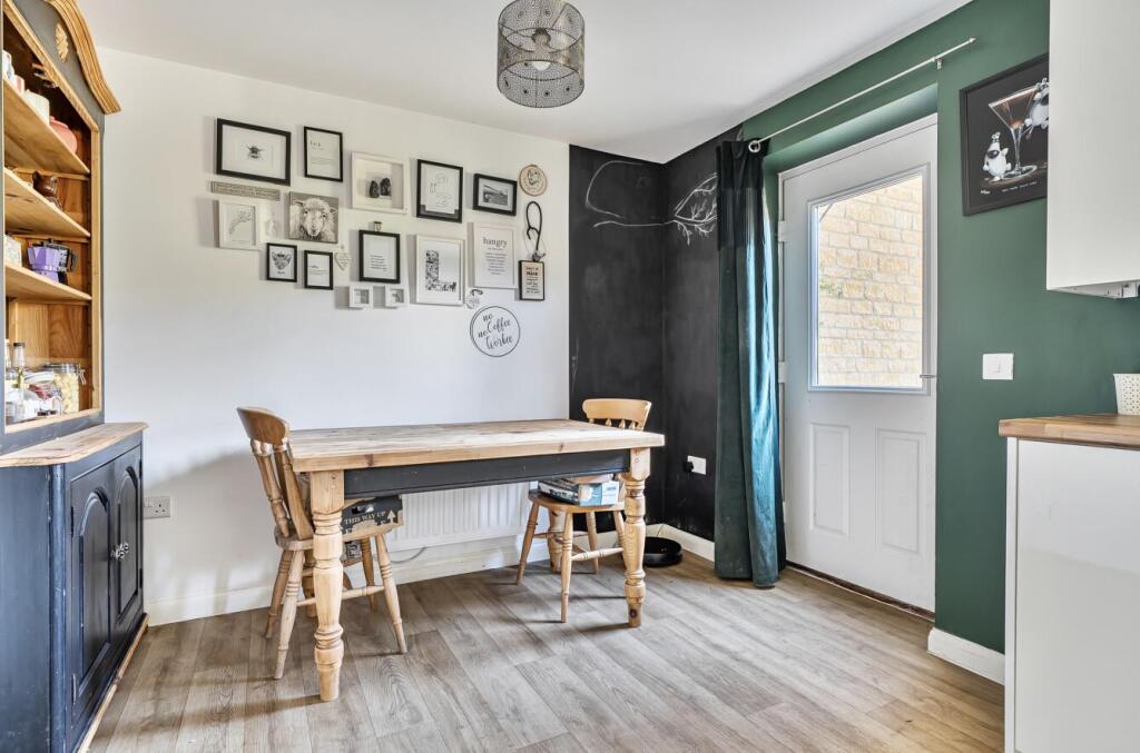 House in Cotswold, Moreton-in-Marsh - More