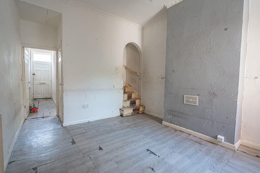 House in Birmingham, West Midlands - View 5