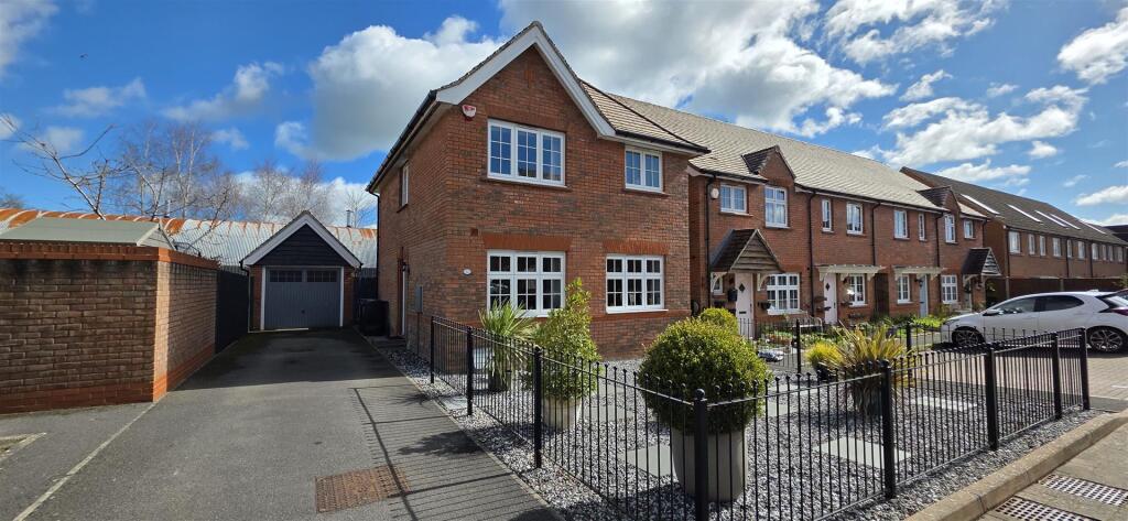 Main image of property: Killbrock Mead, Devizes