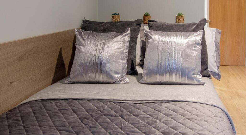 1 bedroom flat share for rent