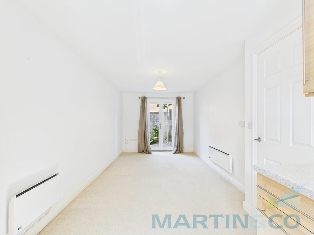 Apartment in Mid Sussex, World's End, Burgess Hill - View 3