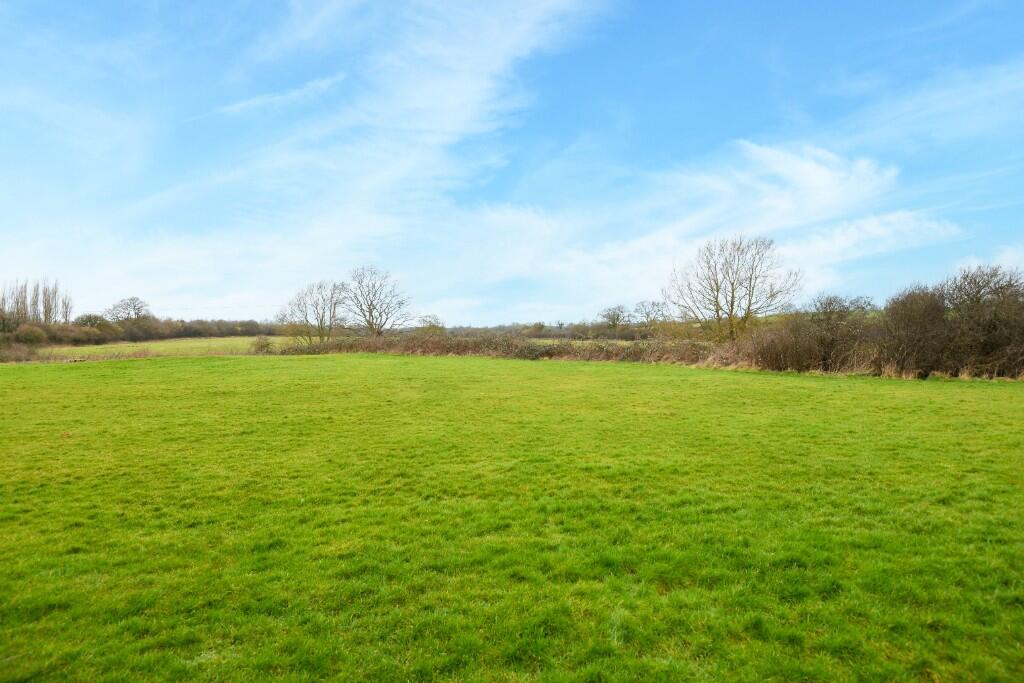 House in Trowbridge - View 2