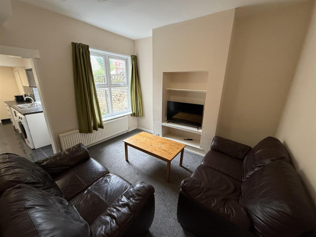 1 Ventnor Street 1