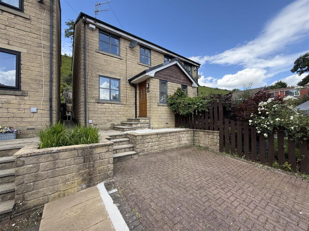 Main image of property: Limefield, Mossley, Ashton-Under-Lyne
