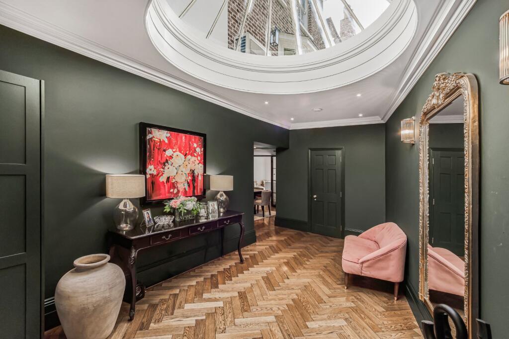 House in London, East Twickenham, St Margarets - View 3