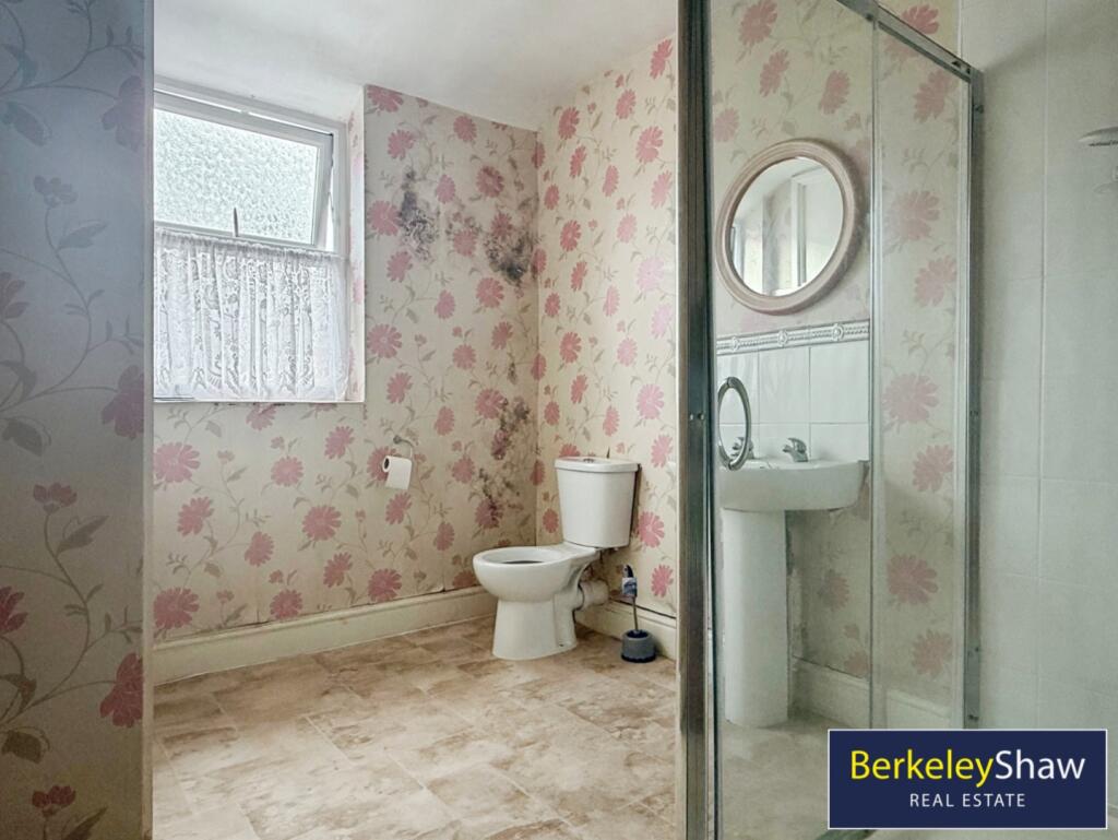 House in Liverpool, Elm Park - More