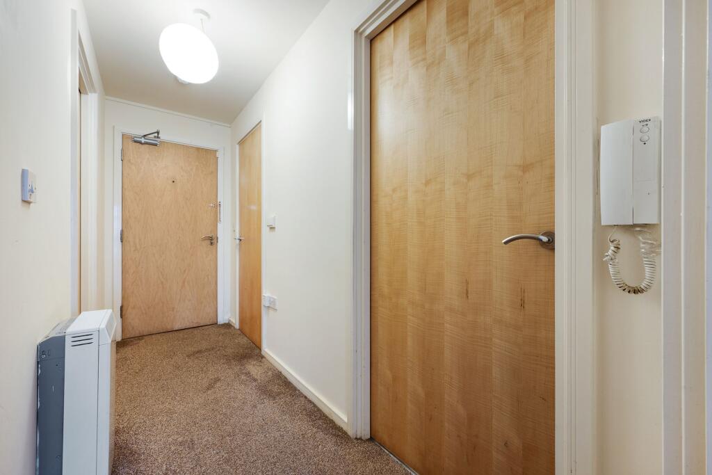 Apartment in Bolton, Greater Manchester - View 3