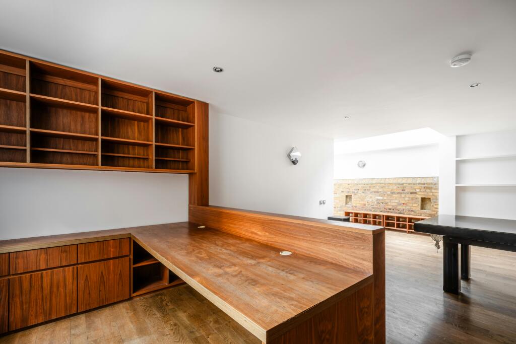 Woodseer St 28 F3 - 21.jpg