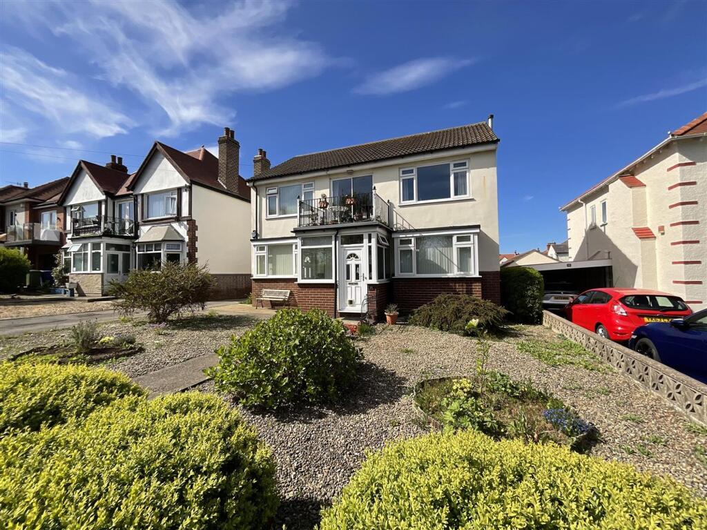 Main image of property: Scalby Mills Road, Scarborough, YO12