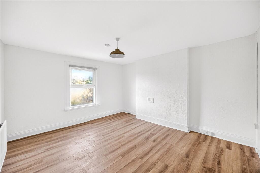 Apartment in London, Leyton - View 4
