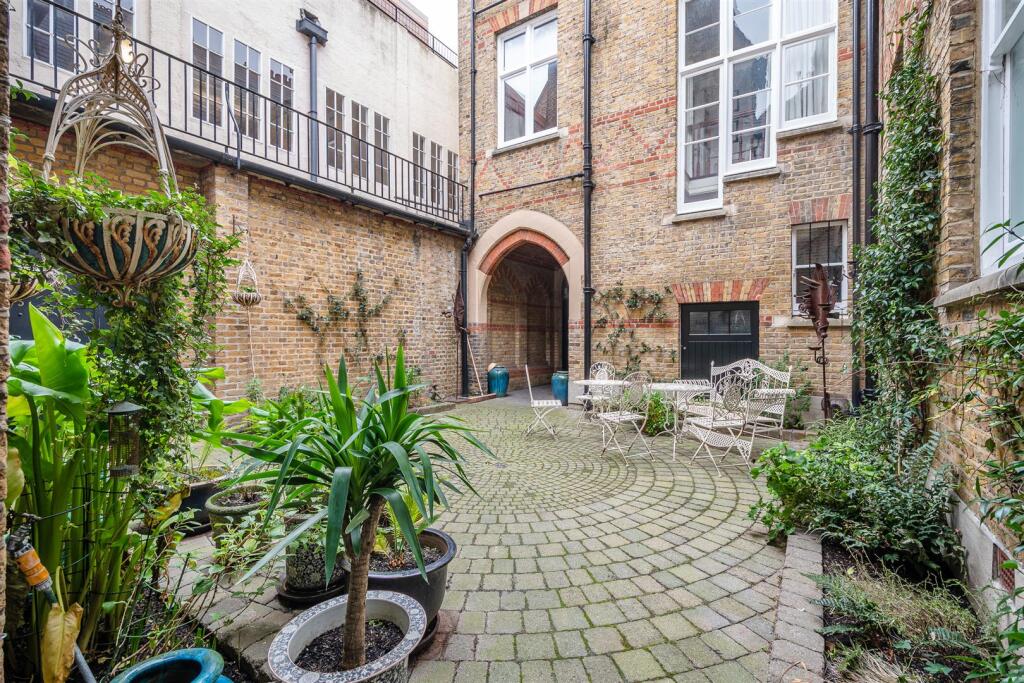 Property photo 8