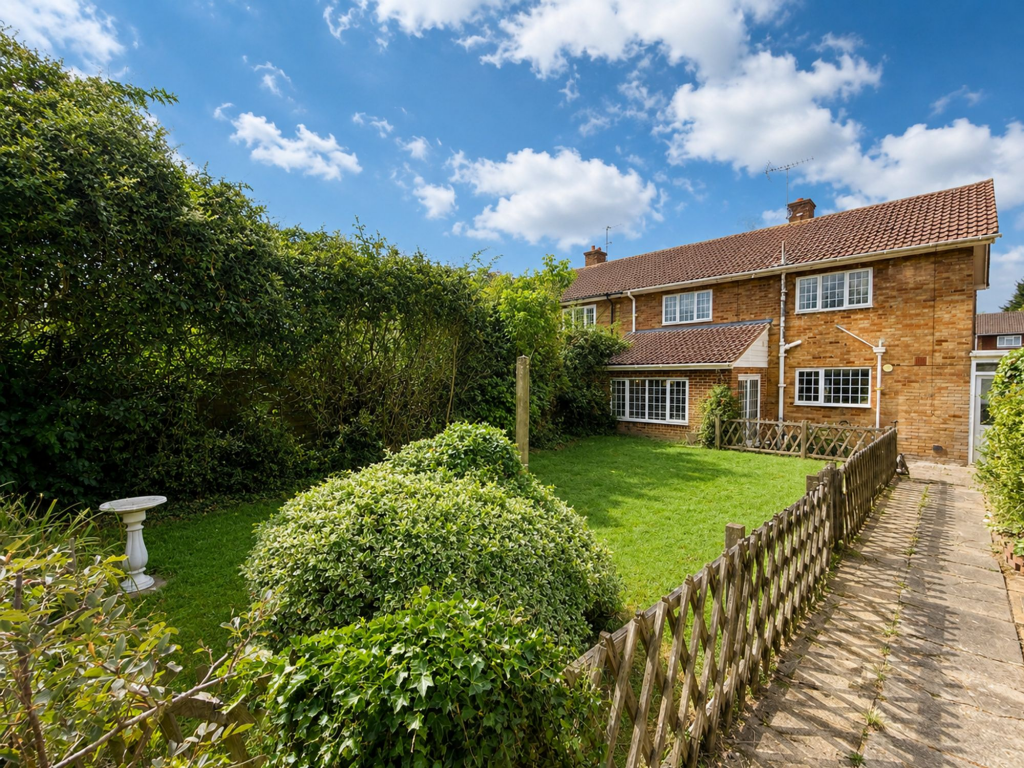 House in London - View 2