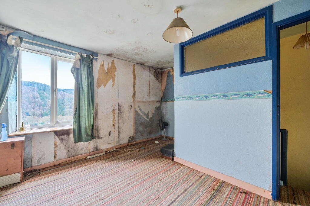 Calstock Road, Gunnislake, PL18 photo 4