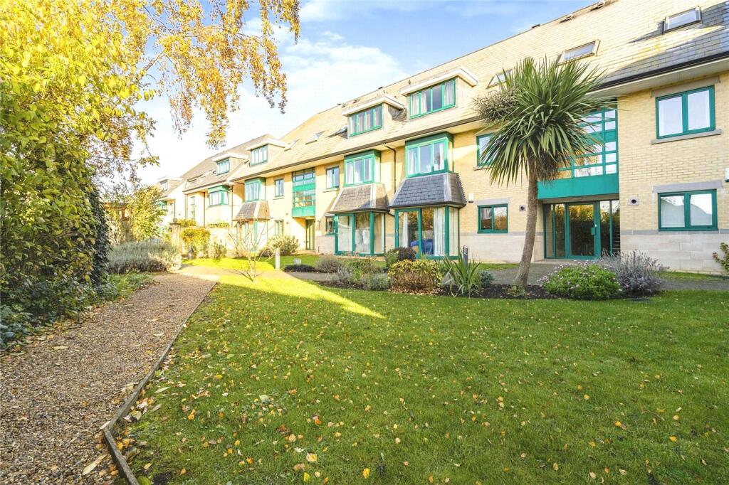 Main image of property: Woodhead Drive, Cambridge, Cambridgeshire, CB4