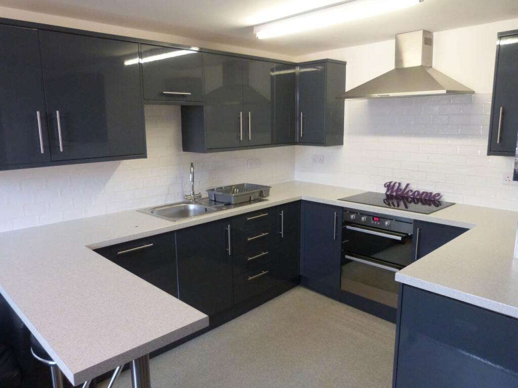 Main image of property: 2a Aughton Street, ORMSKIRK, 