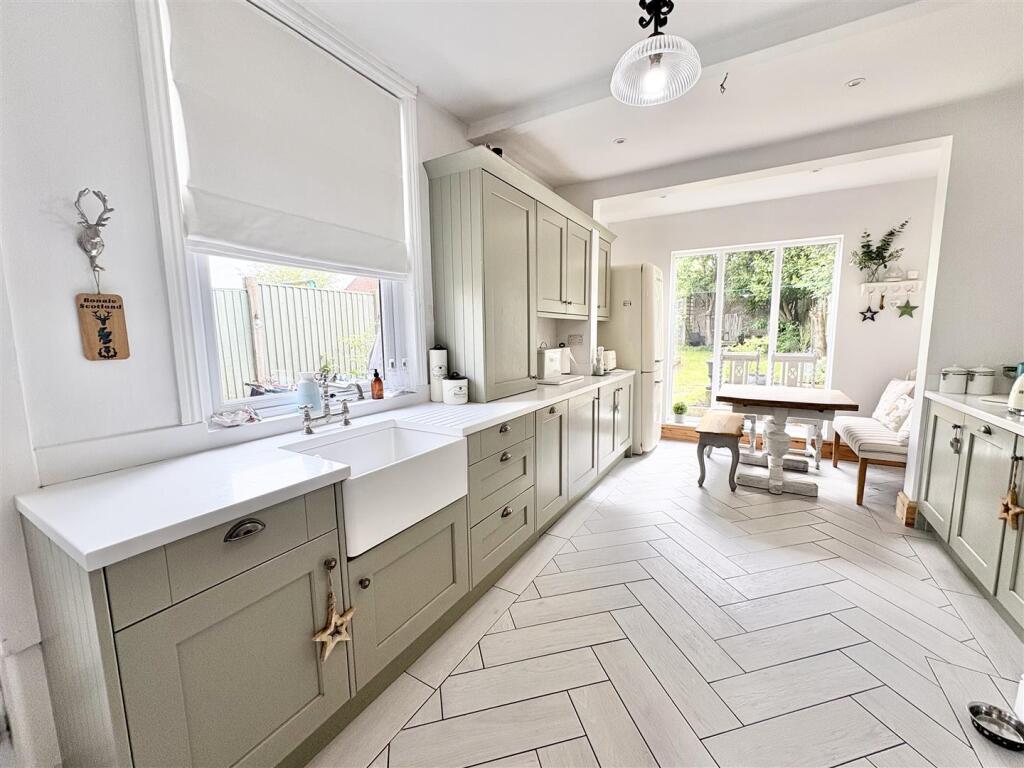 House in Ashfield, Kirkby-in-Ashfield, Nuncargate - View 2