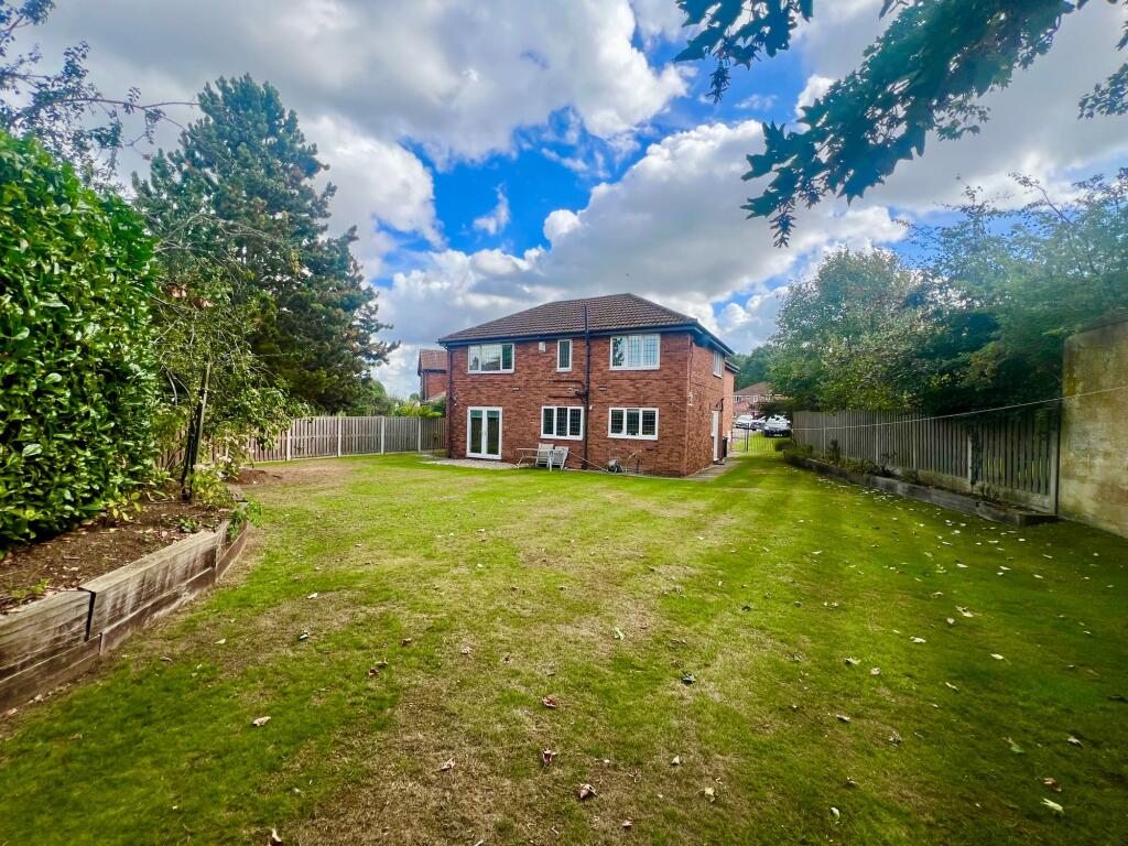 5-bed detached on The Hollows, Auckley, DN9, £499,000