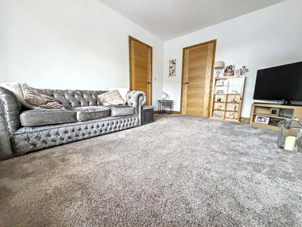 House in Sunderland, Houghtonside - More