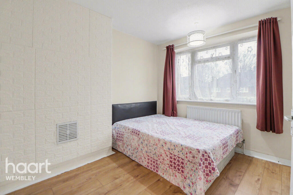 Main image of property: Marian Way, London