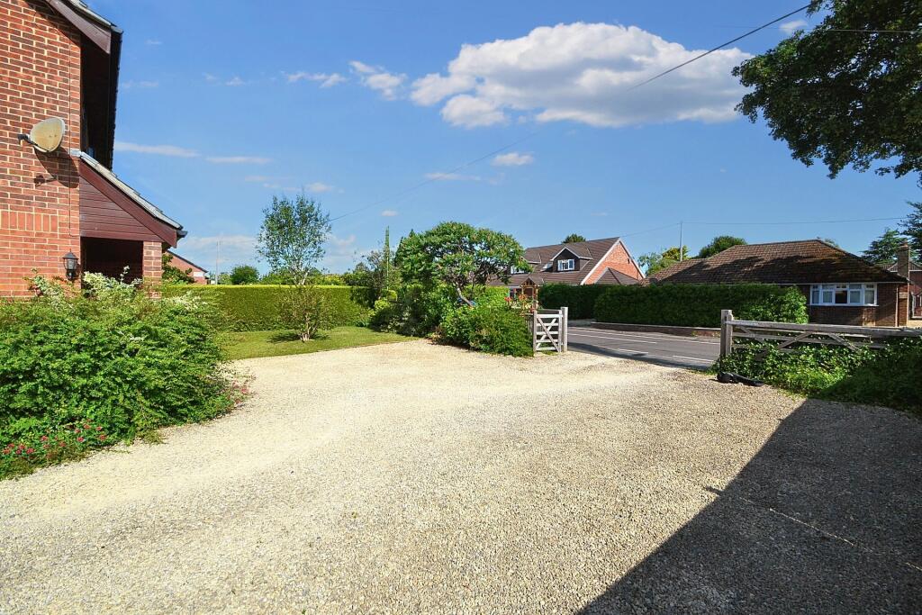 South Wonston photo 3