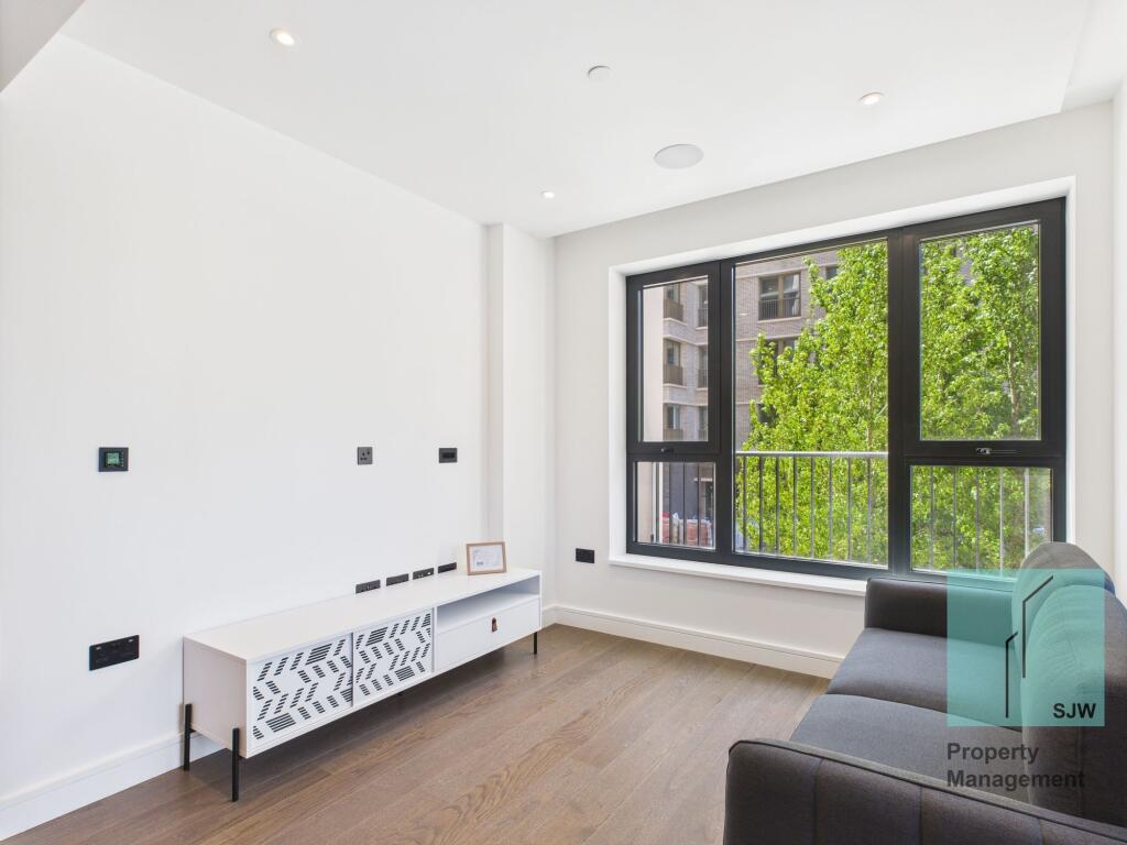 Apartment in London - More
